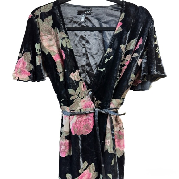 AQUA Black Velvet Floral Wrap Dress | Size Large - Picture 3 of 5